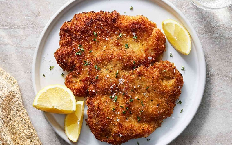 Khám phá món thịt chiên Schnitzel kinh điển của Đức và Áo 3