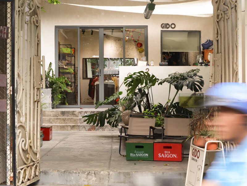 16 shop secondhand ở TP.HCM đẹp, chất, dễ mua cho tín đồ mê đồ 2hand 5