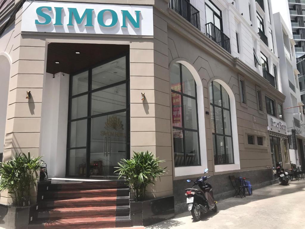 Simon Hotel sở hữu kiến trúc Tây Âu hiện đại, sang trọng 2