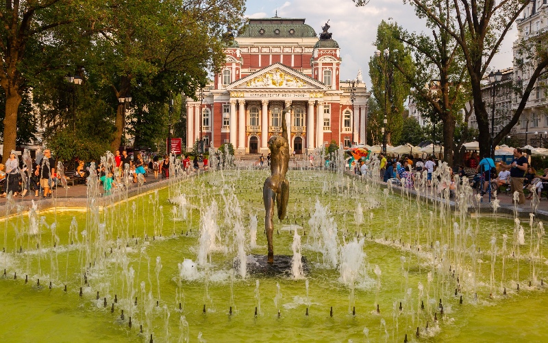 Khám phá thành phố Sofia Bulgaria cổ kính ở châu Âu 4