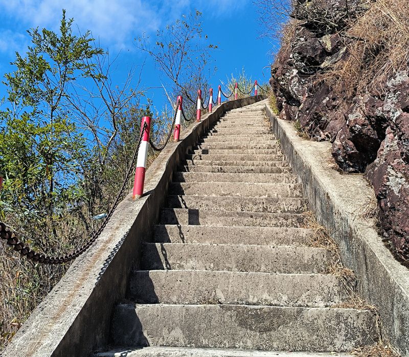 Sống lưng khủng long Bình Liêu: Kinh nghiệm trekking mùa cỏ lau 4