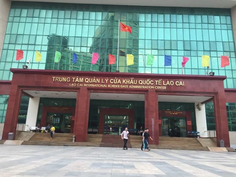 Chiêm ngưỡng sông Nậm Thi và cảnh sắc biên giới Việt Trung 6