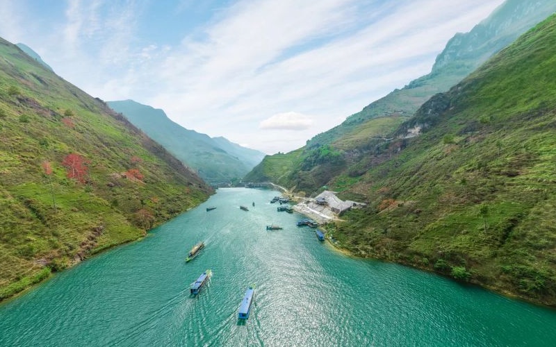 Khám phá 4 con sông đẹp nhất ở Hà Giang không nên bỏ lỡ 2