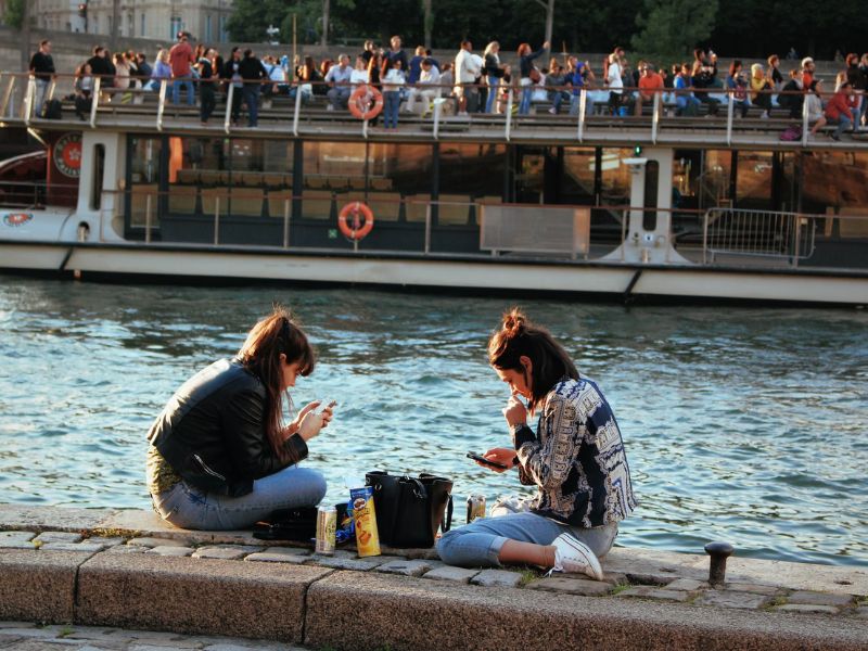 Vi vu trên dòng sông Seine thơ mộng giữa kinh đô Paris 10