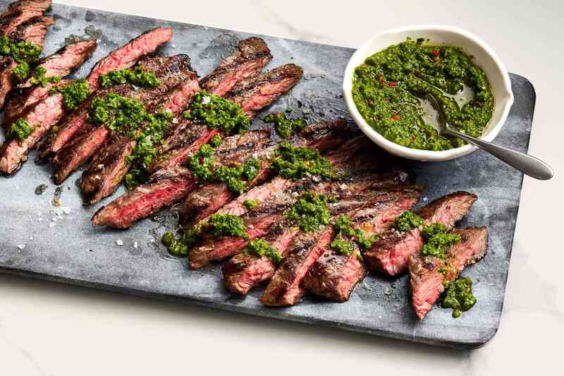 Khám phá sốt thảo mộc Chimichurri trứ danh từ Argentina 7