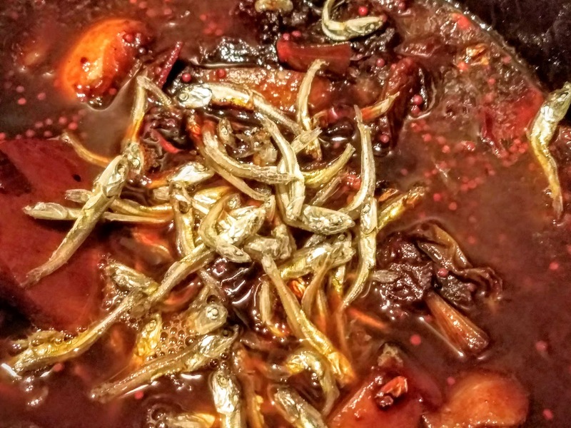 Sốt Worcestershire là gì? Nguồn gốc, cách dùng và cách làm chuẩn vị tại nhà 3