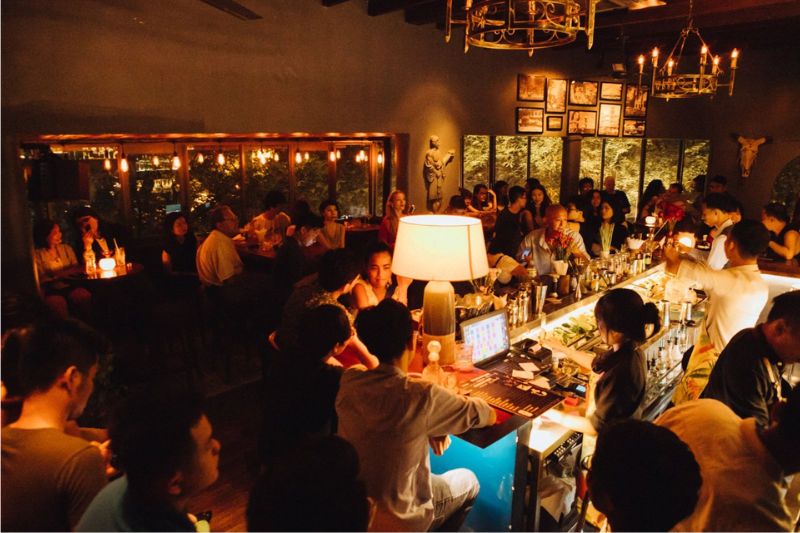 Tận hưởng cuối tuần với top 6 Speakeasy bar ẩn mình giữa Sài Gòn 3