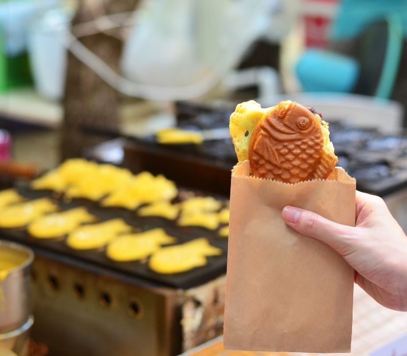 Taiyaki: Món ăn đường phố quen thuộc của Nhật Bản