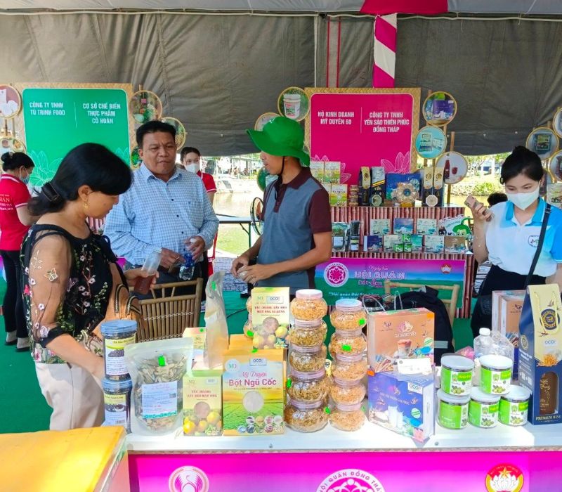 Tam Nông Đồng Tháp: Kinh nghiệm du lịch trải nghiệm vùng đất Sen Hồng 6