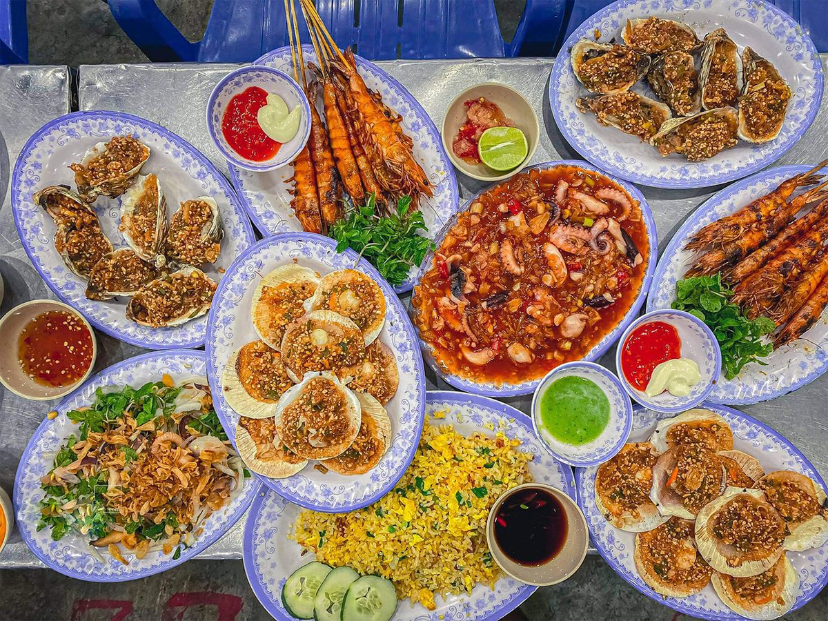 Tận hưởng ẩm thực miền biển với 10 quán hải sản tươi ngon Đà Nẵng 4
