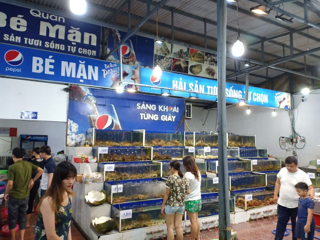 Tận hưởng ẩm thực miền biển với 10 quán hải sản tươi ngon Đà Nẵng 5