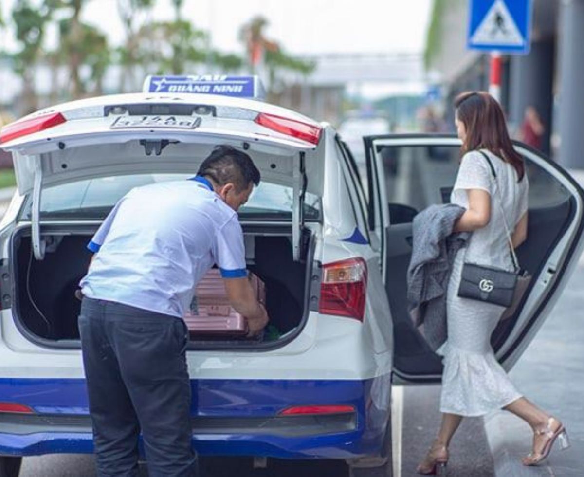 Taxi Hạ Long - Top 6 hãng xe uy tín, chất lượng bạn không nên bỏ lỡ 2