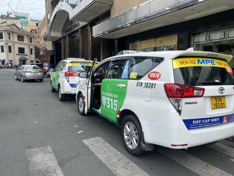 Taxi sân bay Tân Sơn Nhất: Lựa chọn hoàn hảo cho hành trình của bạn 4