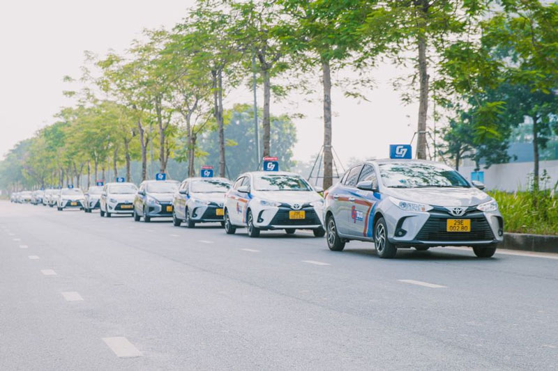 Các hãng taxi Sơn Tây cho bạn chuyến đi chất lượng 9