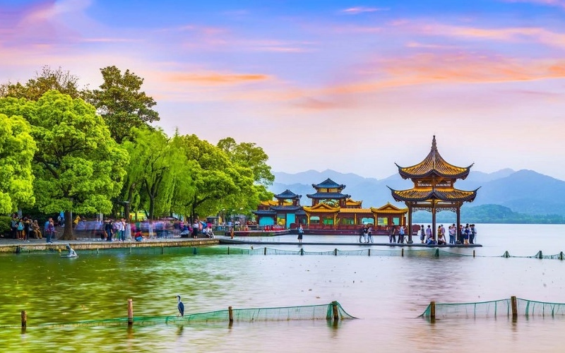 Tây Hồ Hàng Châu: Thiên đường cảnh sắc giữa lòng Trung Quốc 3
