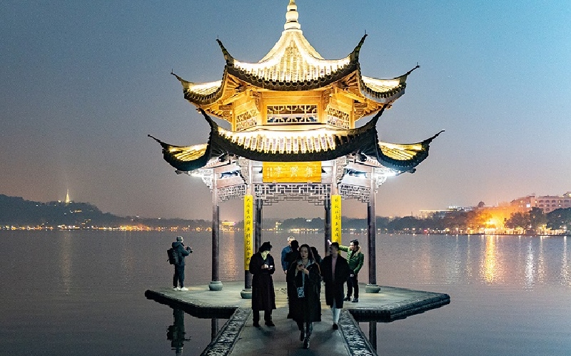 Tây Hồ Hàng Châu: Thiên đường cảnh sắc giữa lòng Trung Quốc 5