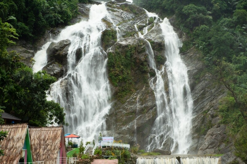 Thác Trắng Minh Long, điểm tham quan hoang sơ của du lịch Quảng Ngãi 11