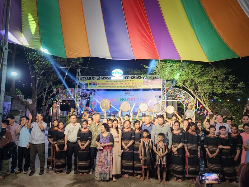 Thác Trắng Minh Long, điểm tham quan hoang sơ của du lịch Quảng Ngãi 9