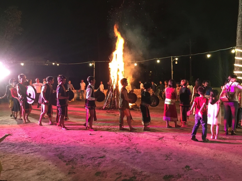 Thác Trắng Minh Long, điểm tham quan hoang sơ của du lịch Quảng Ngãi 6