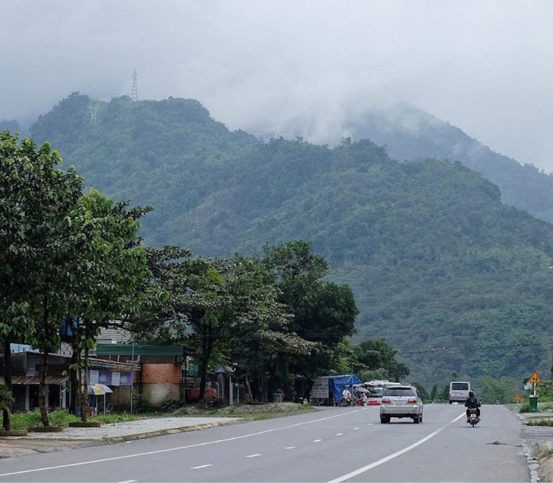 Chinh phục thác Triệu Hải: 'Dải lụa trắng' 70m hùng vĩ giữa đại ngàn Đạ Tẻh 5