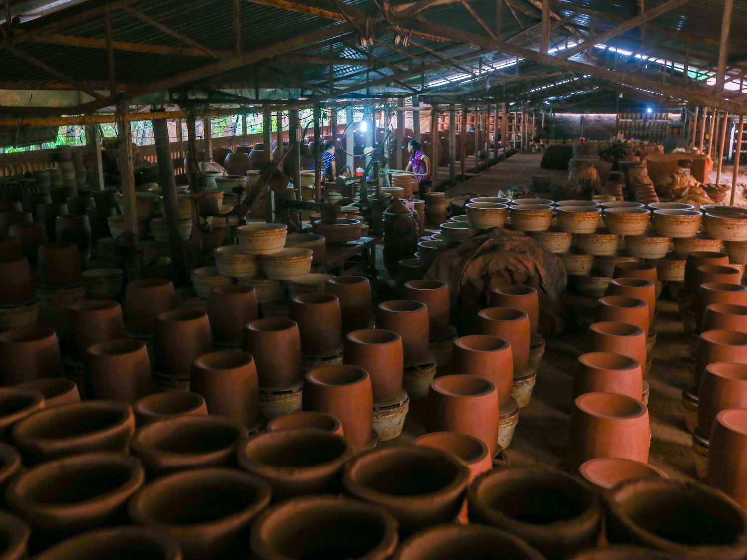 Tham quan Lò lu Đại Hưng chuyên sản xuất gốm thủ công cổ nhất Bình Dương 2
