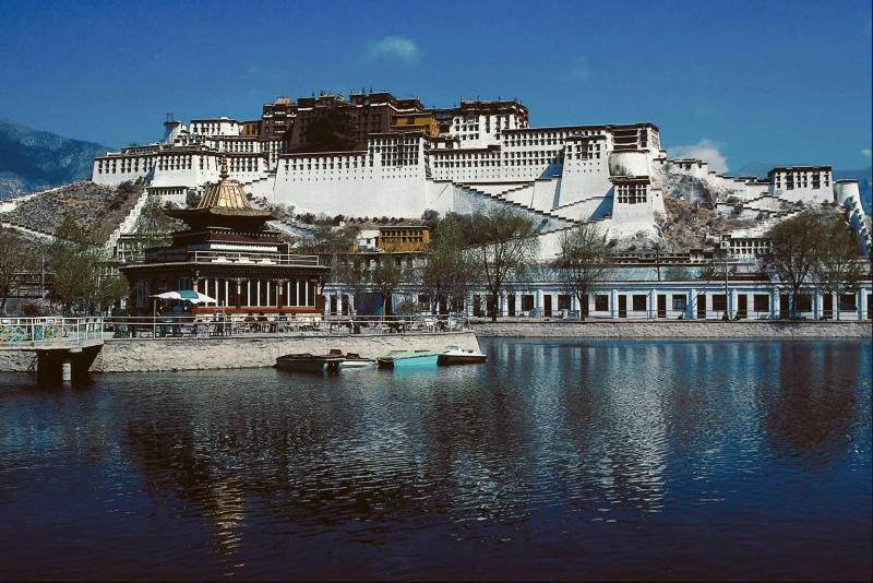 Du lịch Tây Tạng khám phá thánh địa Lhasa linh thiêng 3