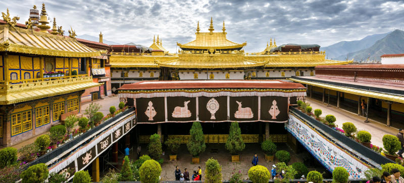 Du lịch Tây Tạng khám phá thánh địa Lhasa linh thiêng 8