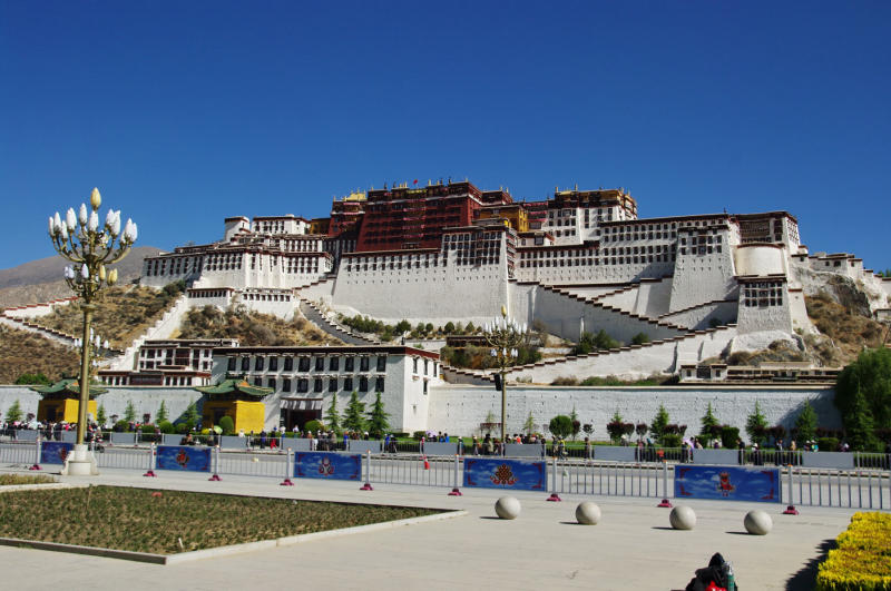 Du lịch Tây Tạng khám phá thánh địa Lhasa linh thiêng 13