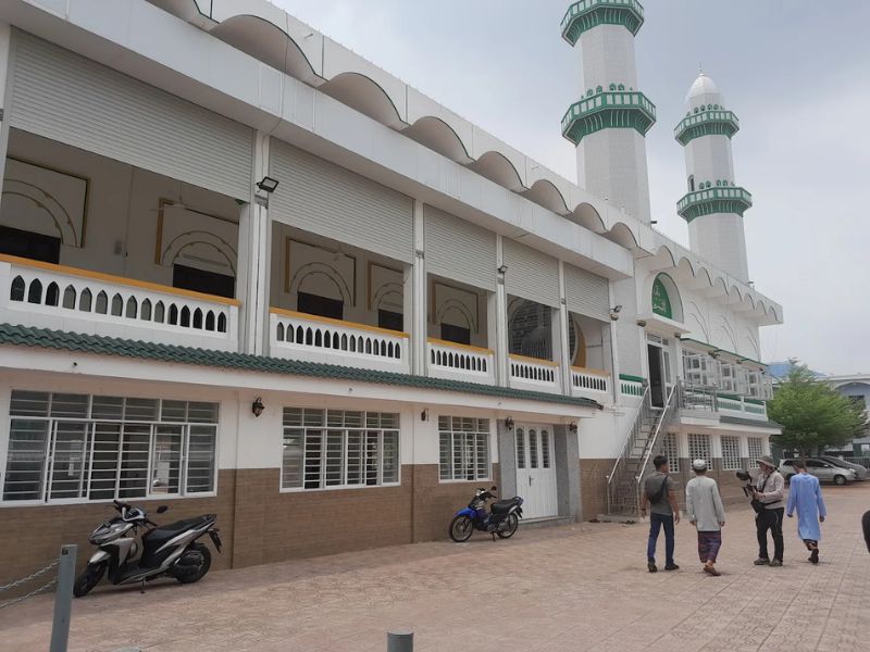 Top 10 thánh đường Hồi giáo An Giang mang đậm văn hóa Chăm 7