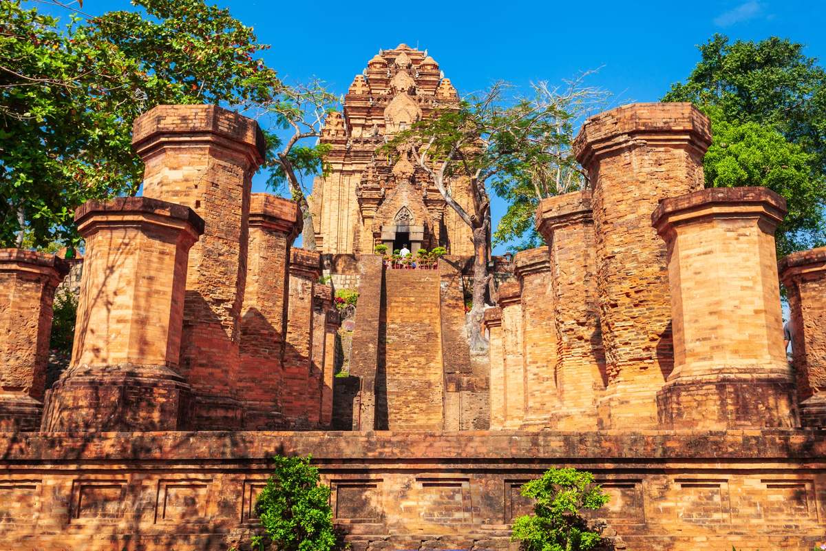 Tháp bà Ponagar Nha Trang - Quần thể kiến trúc nổi bật của người Chăm Pa cổ xưa 7