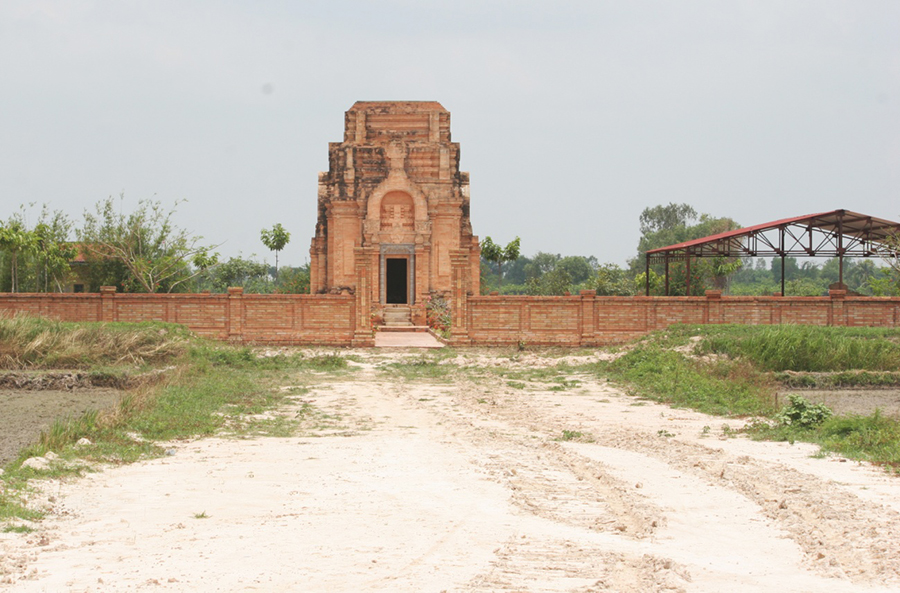 Tháp Chóp Mạt Tây Ninh dấu ấn nền văn hóa Óc Eo cổ đại 2