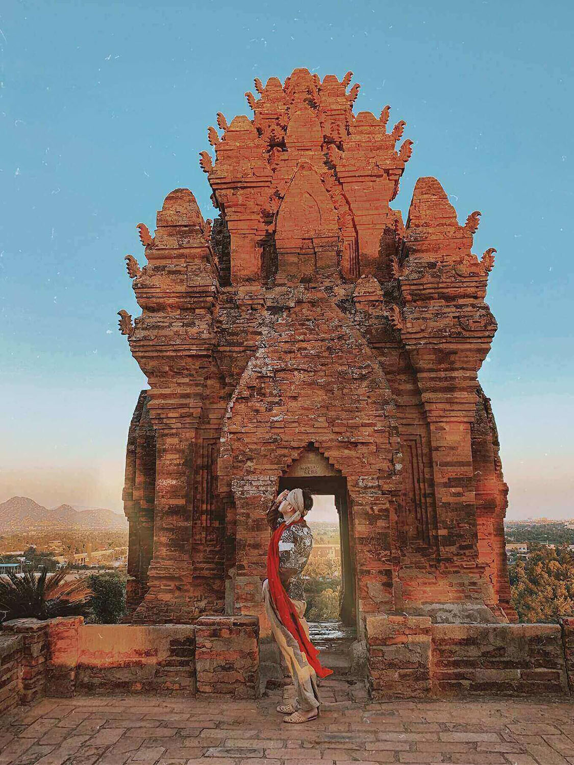 Tháp Po Klong Garai, biểu tượng tâm linh đặc sắc của nền văn hoá Chăm Pa 9