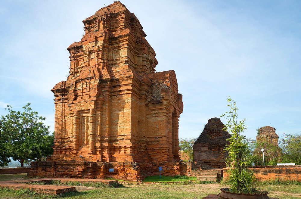 Tháp Chăm Po Sah Inư, dấu tích cổ xưa của nền văn hoá Chămpa 2