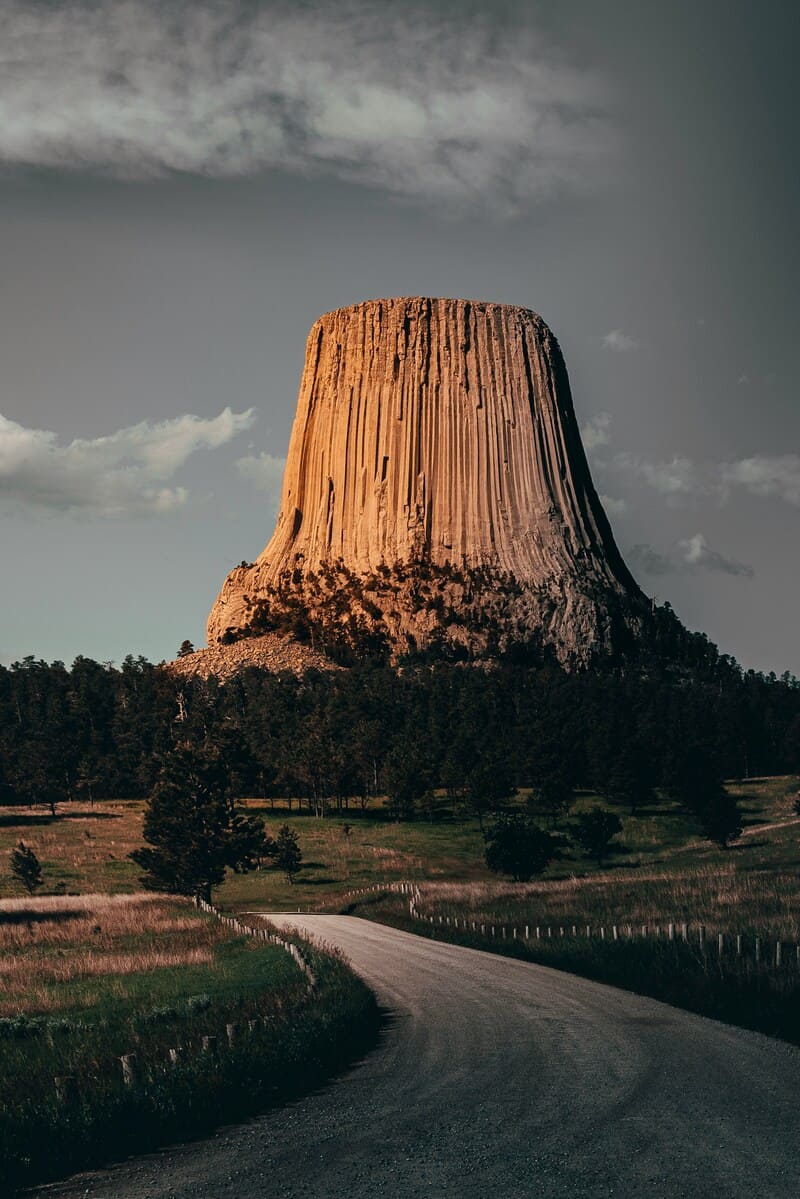 Tháp Quỷ (Devils Tower), kỳ quan địa chất nổi tiếng nước Mỹ 3
