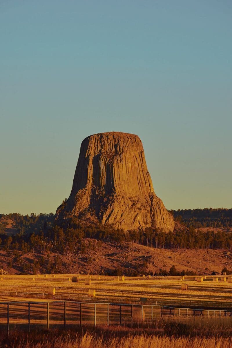 Tháp Quỷ (Devils Tower), kỳ quan địa chất nổi tiếng nước Mỹ 4