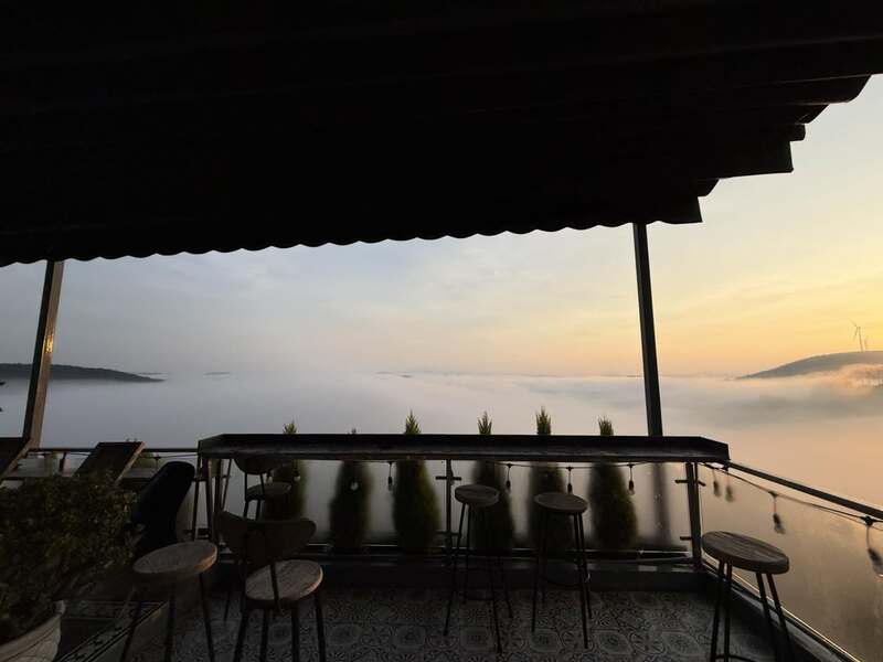 The Diff House’s Đà Lạt, tiệm cà phê săn mây view đỉnh đồi độc đáo 4
