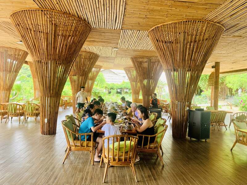 The Light Coral Island Resort ẩn mình giữa Vịnh Vân Phong 6