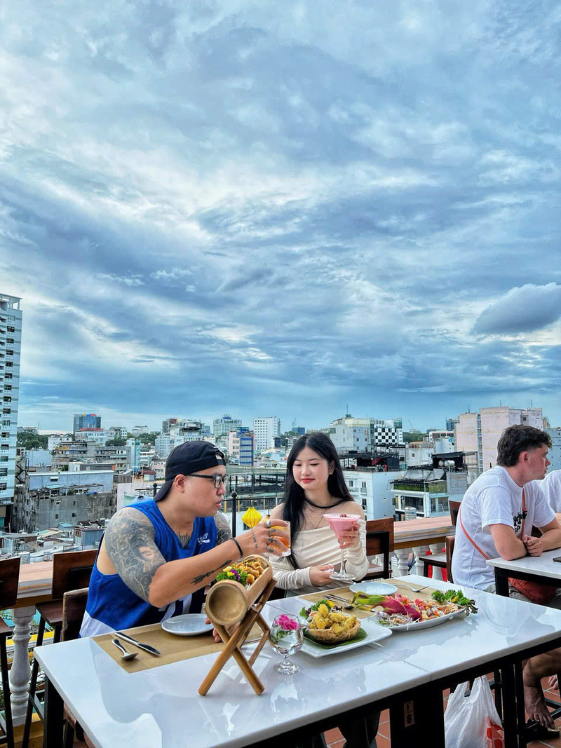 The View Rooftop Bar, không gian Hội An giữa lòng Sài Gòn hoa lệ 5