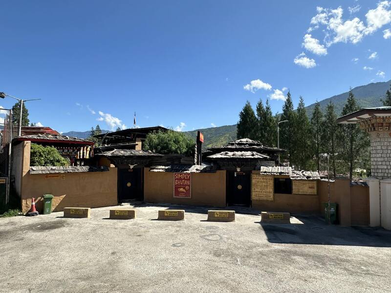 Review Thimphu thủ đô Bhutan bình yên không có đèn giao thông 9