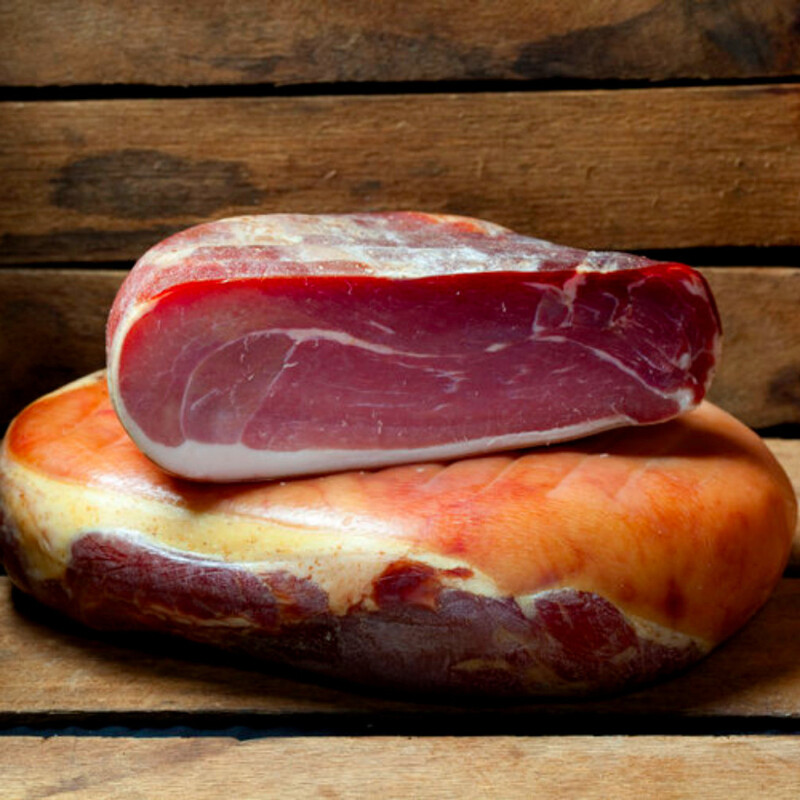 Thưởng thức Prosciutto, tinh hoa thịt muối Ý làm say lòng thực khách 2