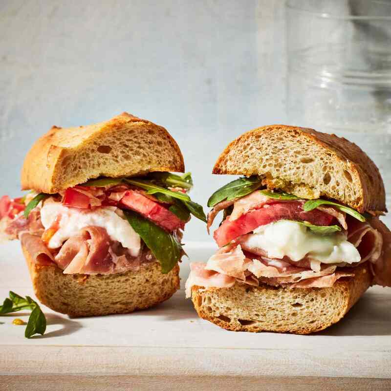 Thưởng thức Prosciutto, tinh hoa thịt muối Ý làm say lòng thực khách 10