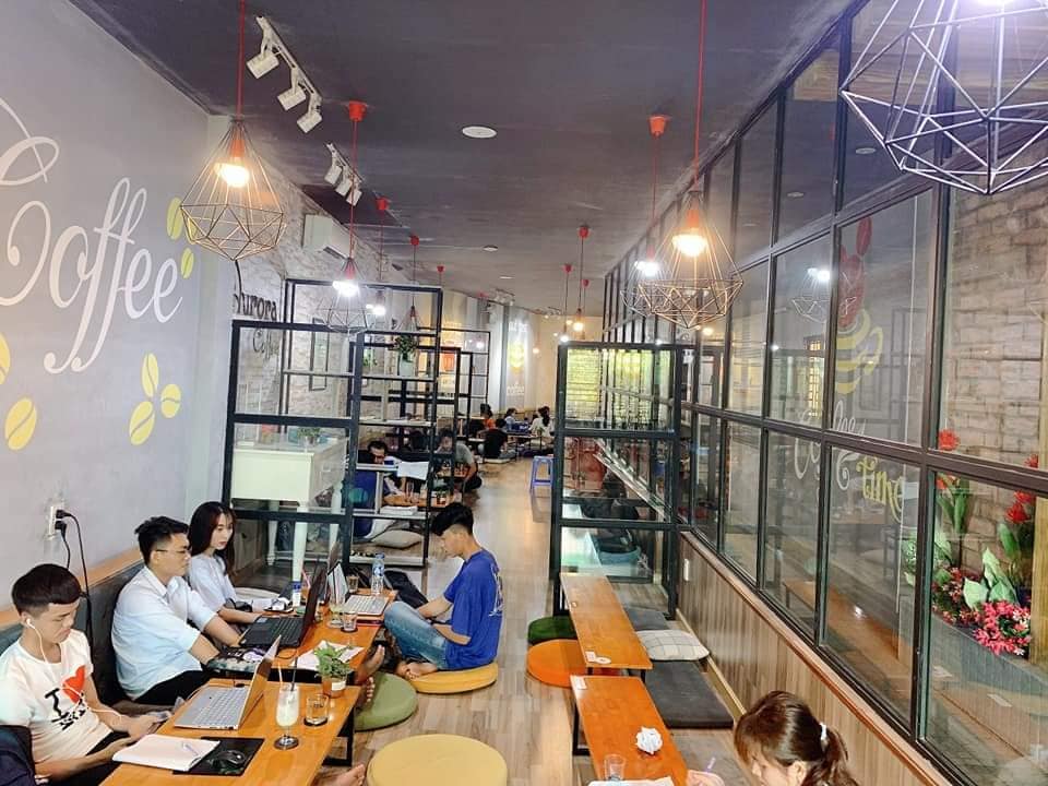 Thong thả chạy deadline trong không gian yên tĩnh tại Aurora Coffee Cần Thơ 6