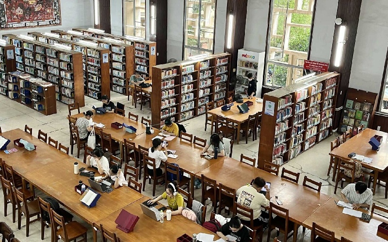 6 thư viện thành phố nổi bật nhất định bạn phải đến 13