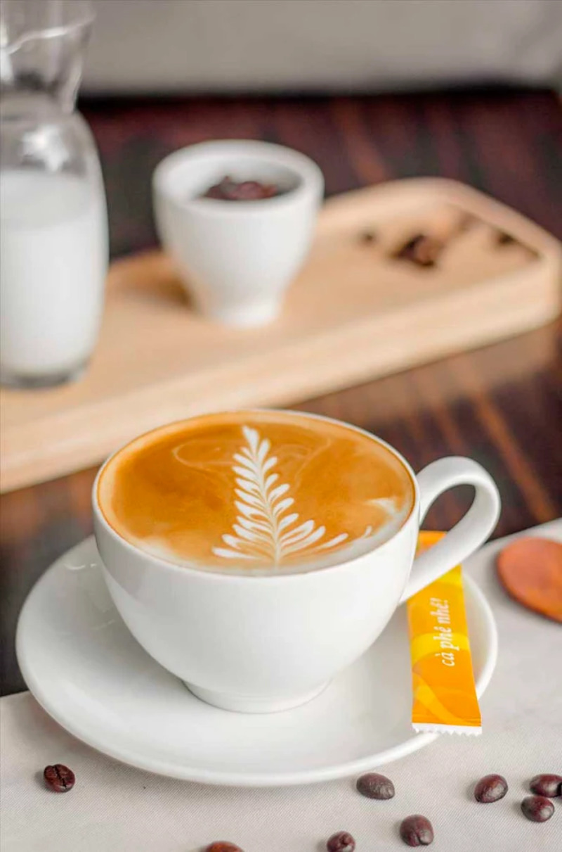 Review Thức Coffee 24/7 đậm chất Sài Gòn cho cú đêm 4