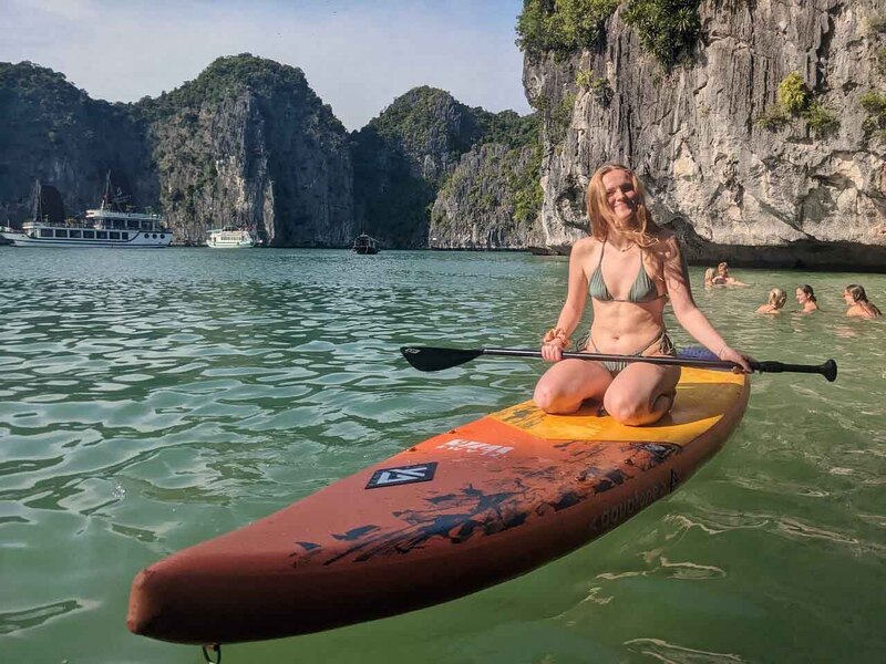 Kinh nghiệm thuê tàu đi vịnh Hạ Long khám phá di sản thiên nhiên kỳ vĩ 3