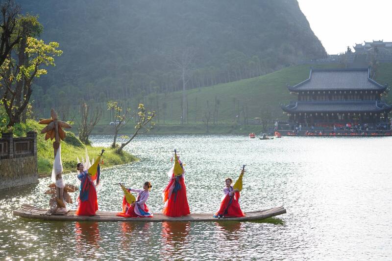 Lạc vào tiên cảnh Thung Ui Ninh Bình trứ danh xứ Tràng An 11