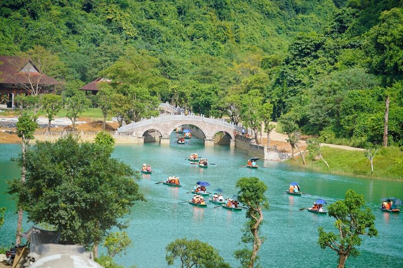 Lạc vào tiên cảnh Thung Ui Ninh Bình trứ danh xứ Tràng An 3