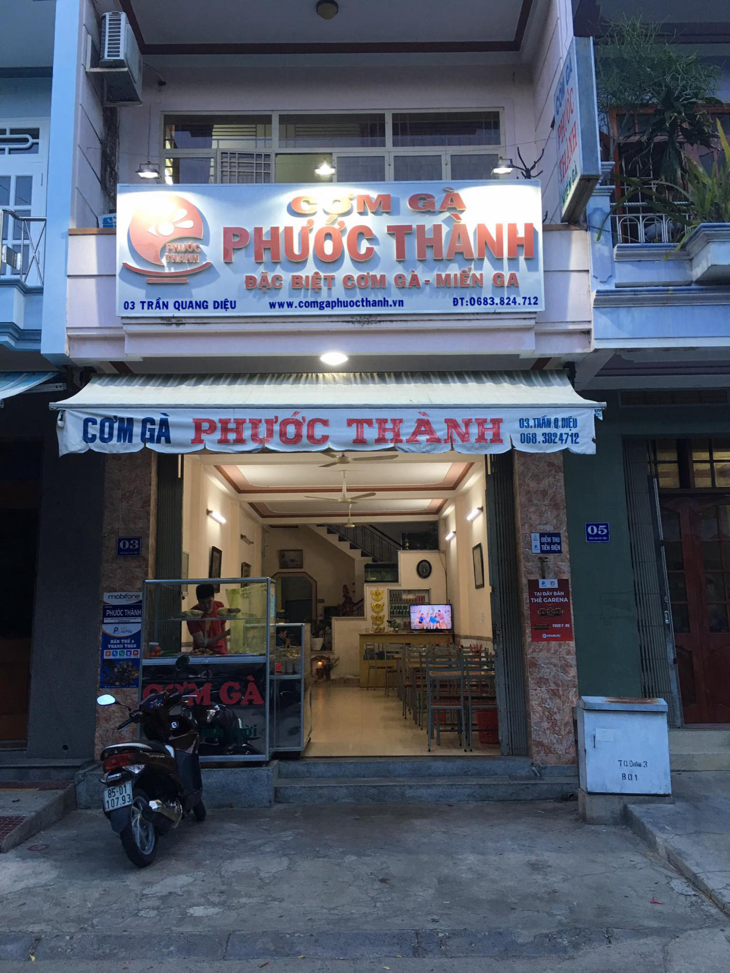 Thưởng thức Cơm gà Phan Rang đặc sắc khi ghé đến Ninh Thuận 7
