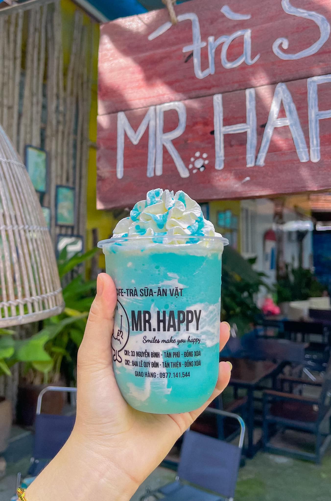 Thưởng thức Trà sữa Mr.Happy để cảm nhận hương vị vui tươi của ngày hè 13