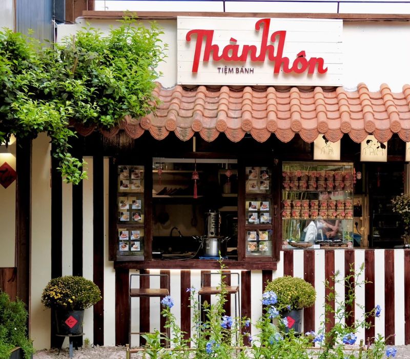 Tiệm bánh Thành Hôn: Nơi có bánh ngọt và những góc check in xịn 2